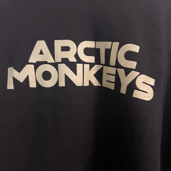 ARCTIC MONKEYS TOUR HOODIE purchased at Montreal concert in 2023 Barely worn - Picture 5 of 5